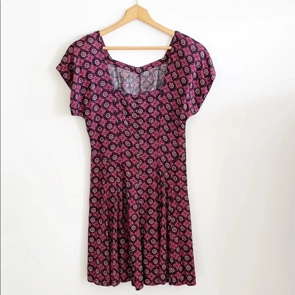 90s vintage passports printed short sleeve Skater Dress - Picture 6 of 8